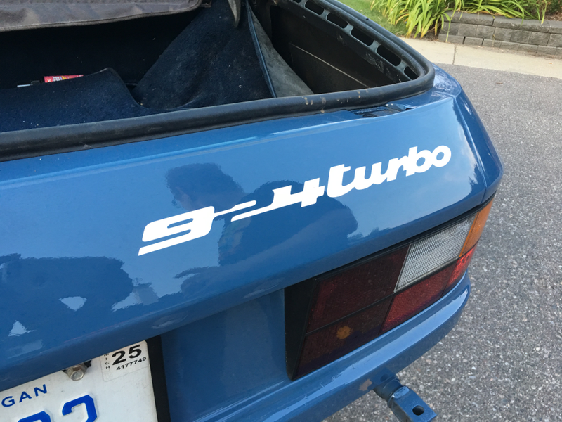 Illustration for article titled Rear decal is on now